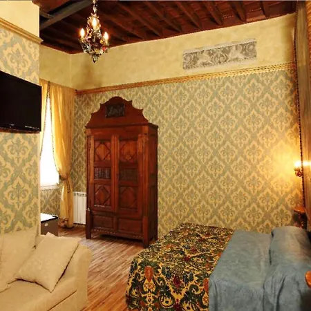 Bed & Breakfast Antica Dimora Dell'orso 3*