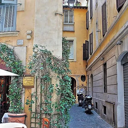 فندق مبيت وإفطار Antica Dimora Dell'orso 3*