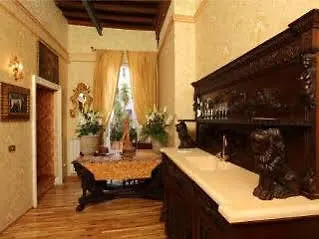 Bed & Breakfast Antica Dimora Dell'orso 3*